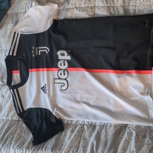 Medium Juventus Jersey no name on back 2021